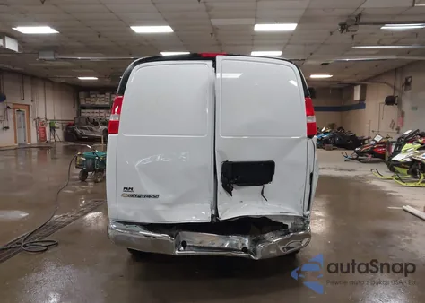 2020 Chevrolet Express Cargo Rwd 2500 Regular Wheelbase Wt z USA, uszkodzony, nr VIN 1GCWGAFP5L1266659